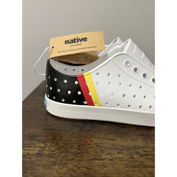 NEW Native Kids Jefferson BLOCK Sandals Size J1 ~ GERMANY FLAG Black,Red,Yellow - Picture 2 of 9